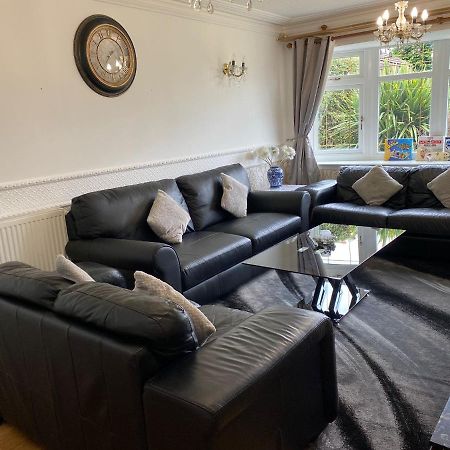 Detached Bungalow II Big Garden II Pet Friendly Villa Hednesford Kültér fotó