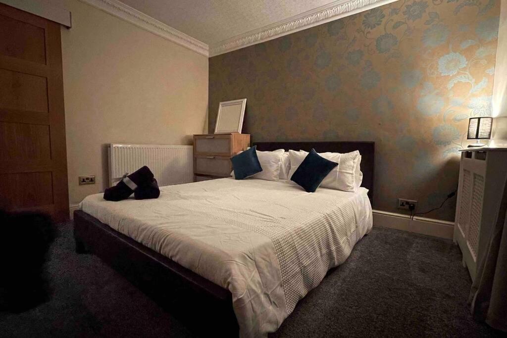 Detached Bungalow II Big Garden II Pet Friendly Villa Hednesford Kültér fotó