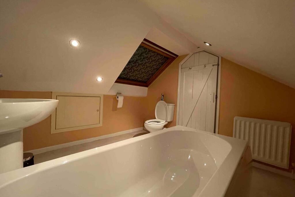 Detached Bungalow II Big Garden II Pet Friendly Villa Hednesford Kültér fotó