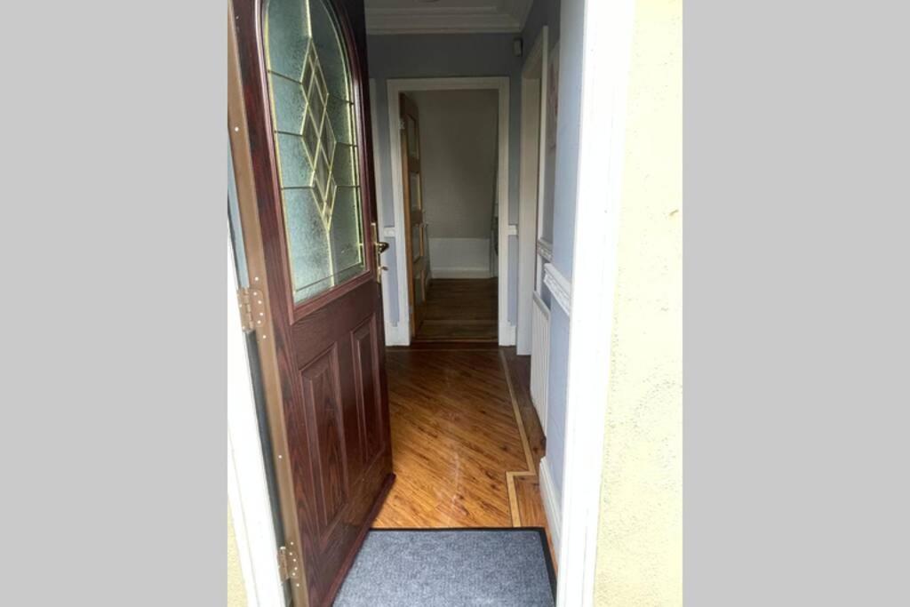 Detached Bungalow II Big Garden II Pet Friendly Villa Hednesford Kültér fotó