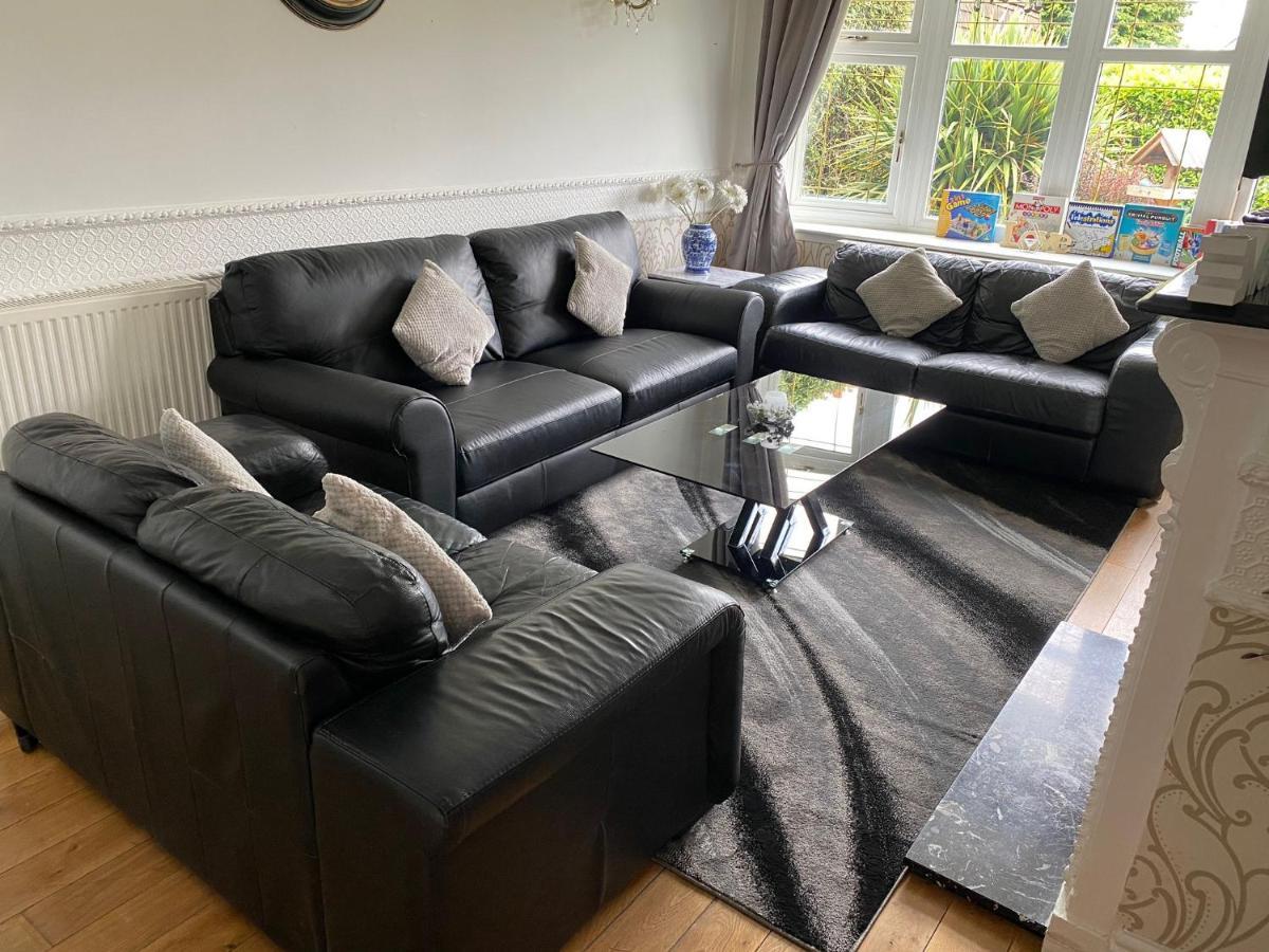 Detached Bungalow II Big Garden II Pet Friendly Villa Hednesford Kültér fotó
