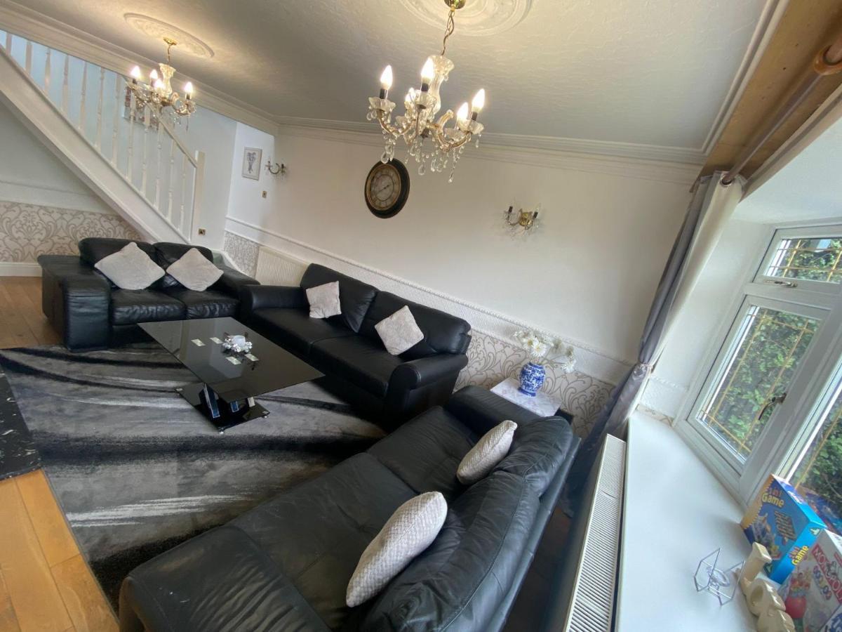 Detached Bungalow II Big Garden II Pet Friendly Villa Hednesford Kültér fotó